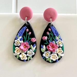 Black Drop Floral Stud Earrings Polymer Clay Handmade Jewelry Gift for Her Unique Boho Accessories Women Summer Fashion Earrings
