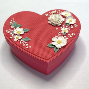 Jolie boîte rose imprimée en 3D en forme de coeur Argile polymère Décoration faite main Boîte à bibelots design Boîte coeur rouge Boîte cadeau chérie Roses blanches
