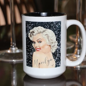 Marilyn Monroe, Black Background,  Marilyn Monroe Gift, 15oz Mug