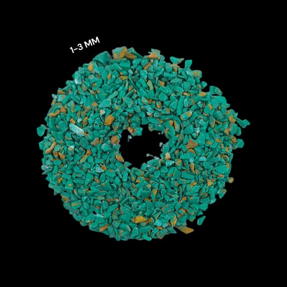 Polvo de piedra preciosa turquesa de cobre verde triturado, grueso
