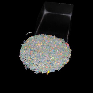 Our crushed White opal is completely prepared by handmade process, it will make your art more beautiful, its fire is very good, it is useful for making rings, woodworking and for resin art inlay and also for other types of workmanship can be used.