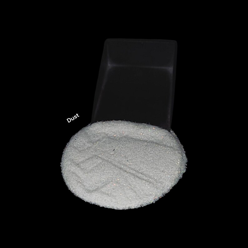 Our crushed White opal is completely prepared by handmade process, it will make your art more beautiful, its fire is very good, it is useful for making rings, woodworking and for resin art inlay and also for other types of workmanship can be used.