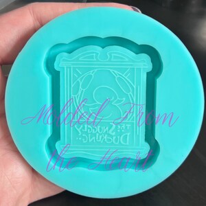 Snuggly duckling sign shaker silicone mold