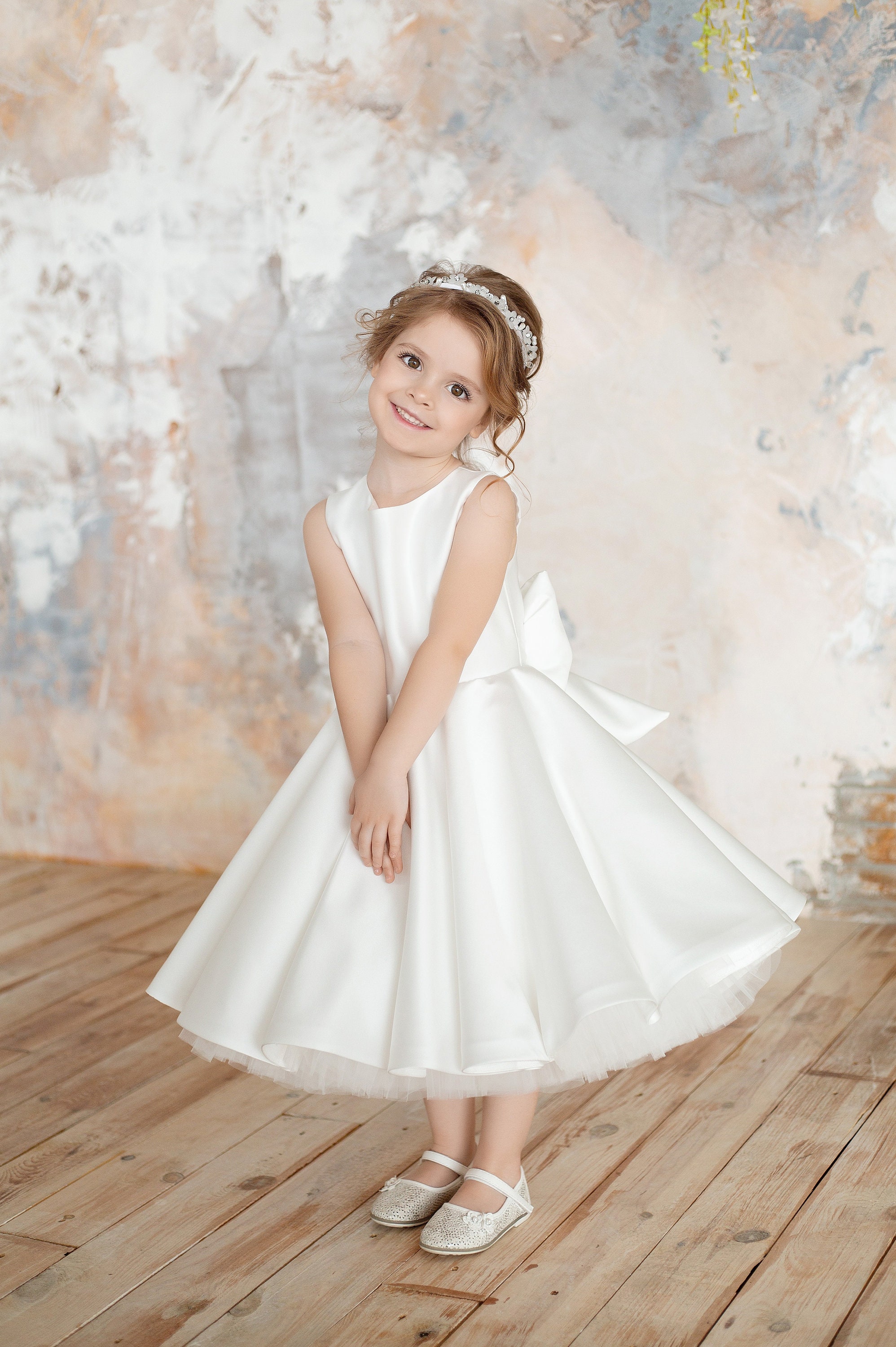 white flower girl dress