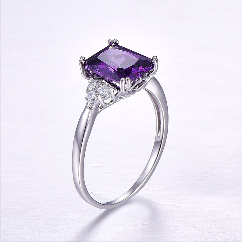 Sterling Silver Solidrate Accent Amethyst Ring Valentine Day Amethyst Vintage Promise Ring Cubic Zirconia Ring February Birthstone