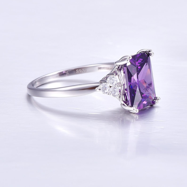 Sterling Silver Solidrate Accent Amethyst Ring Valentine Day Amethyst Vintage Promise Ring Cubic Zirconia Ring February Birthstone