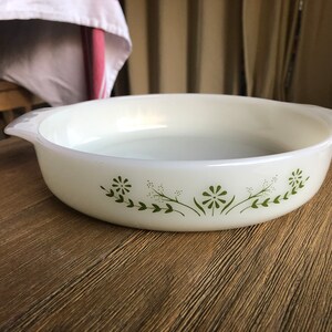 Vintage milk glass round casserole dish