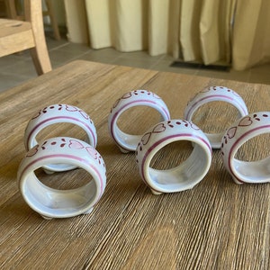 Ceramic napkin rings (6)