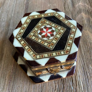 Vintage hexagonal box