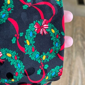 Vintage Christmas wreaths silk necktie