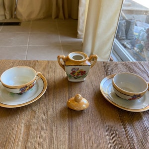 Vintage doll tea set set