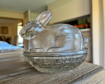 Vintage Indiana Glass Cat on Nest Covered Candy Dish Cobalt Blue