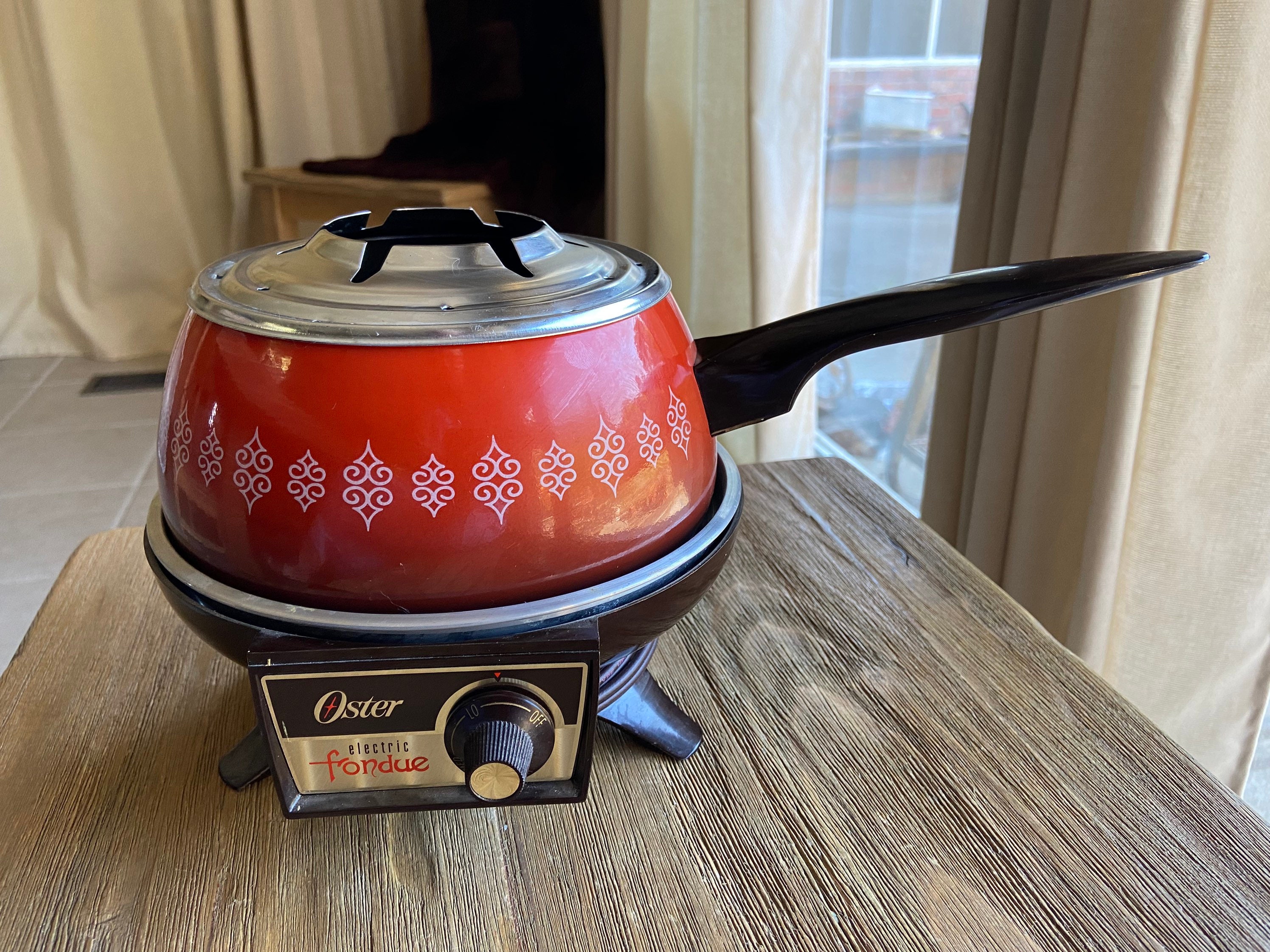 Vintage Retro Boho Mid Century Atomic Gold Yellow Oster Electric Fondue Pot  with Fondue Forks