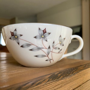 Vintage Princess by Lenox flat cup