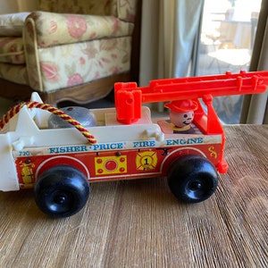 Vintage Fisher Price Fire engine pull toy