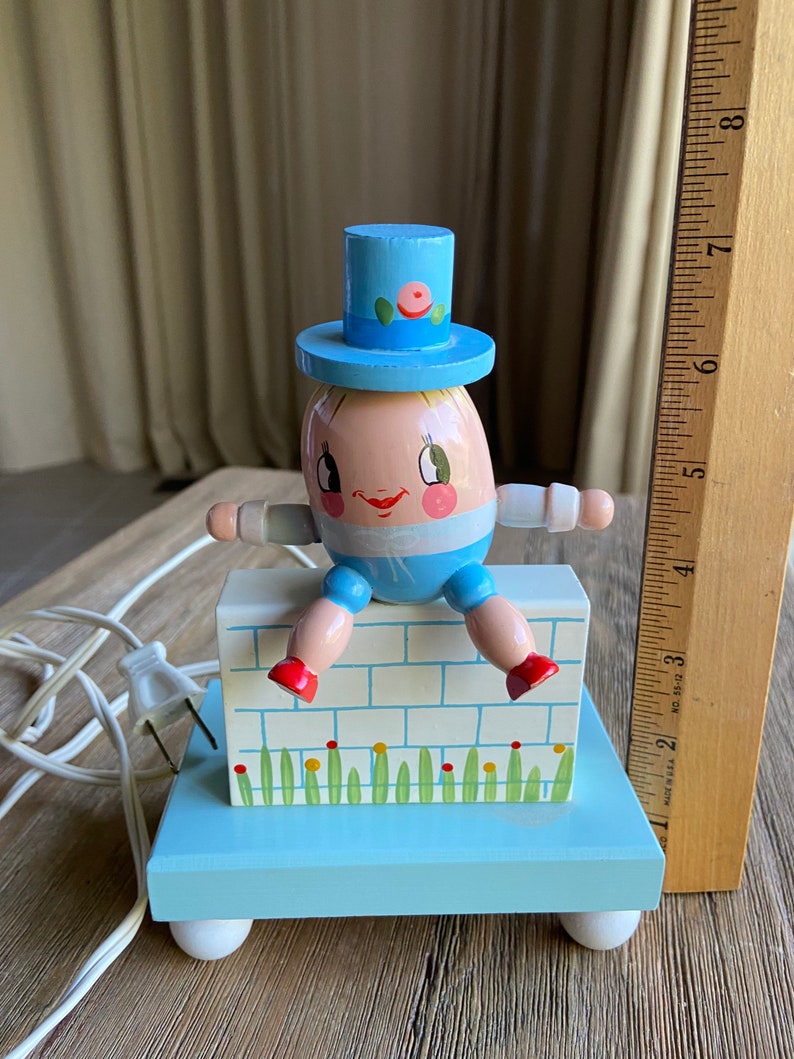 Vintage Humpty Dumpty Lamp - Etsy
