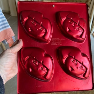 Vintage Dora the Explorer Wilton cookie mold