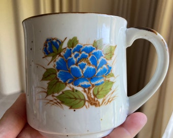 Vintage stoneware blue flower mug