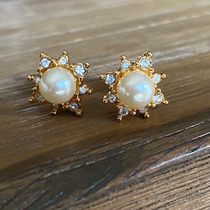 Vintage pearl and crystals clip on earrings