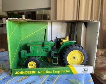 ERTL, John Deere 6200 MFWD Tractor, #5667, 1:16 Scale, Diecast