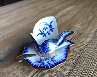 Mini blue and white cup