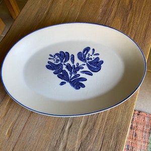Pfaltzgraff Yorktowne oval serving platter
