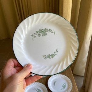 Vintage Corelle Ivy small plates (7)