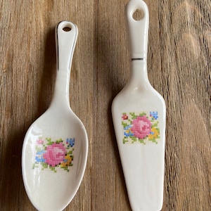 Vintage ceramic cake spatula and spoon