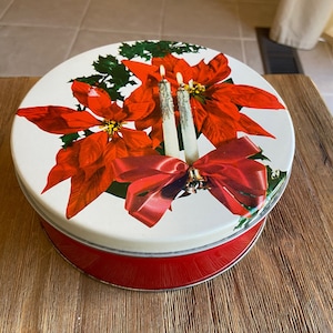 Vintage round Christmas tin