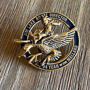 Vintage Masonic pin (goose)