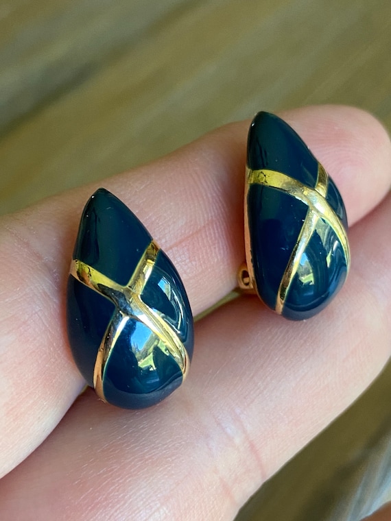 Vintage Clip on Enamel Earrings - Etsy display picture 1
