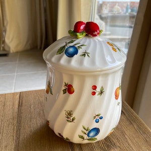 Vintage fruits ceramic jar with lid