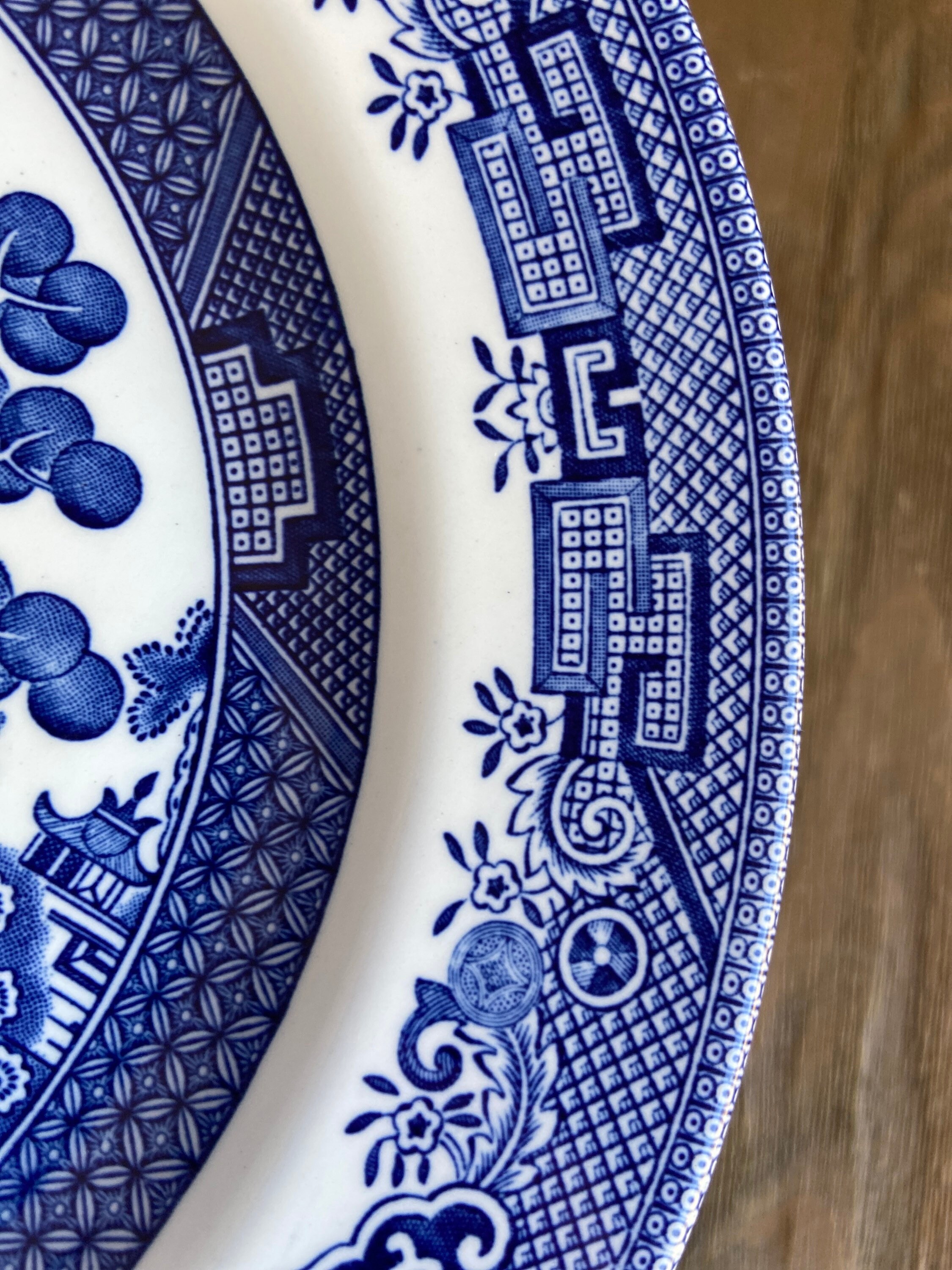 The Vintage Laundry — CHURCHILL BLUE WILLOW PLATES