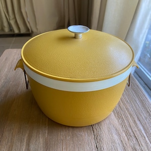 Vintage Sun Frost ice bucket