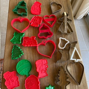 Holiday cookie cutters