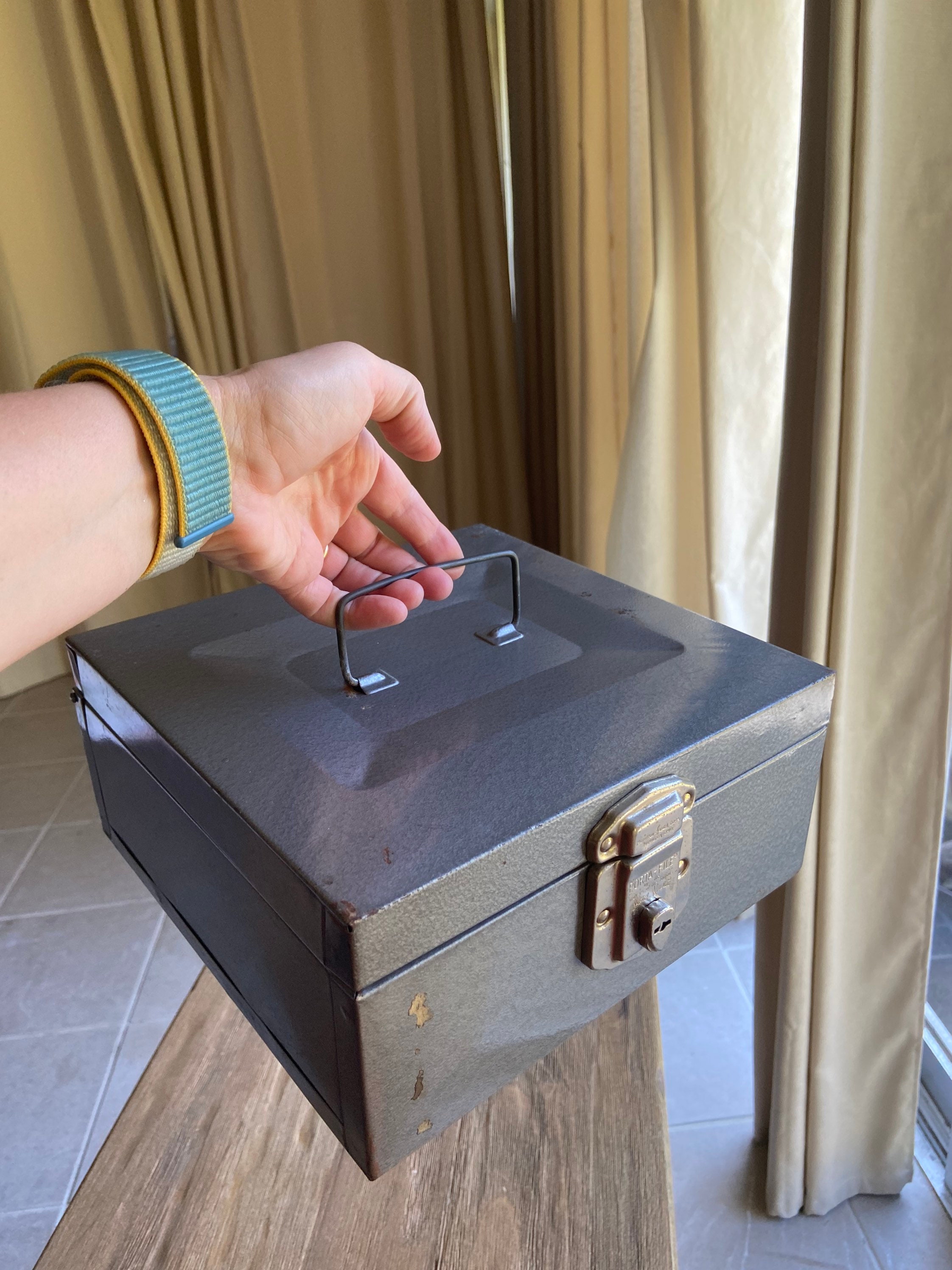Vintage porta file box Etsy