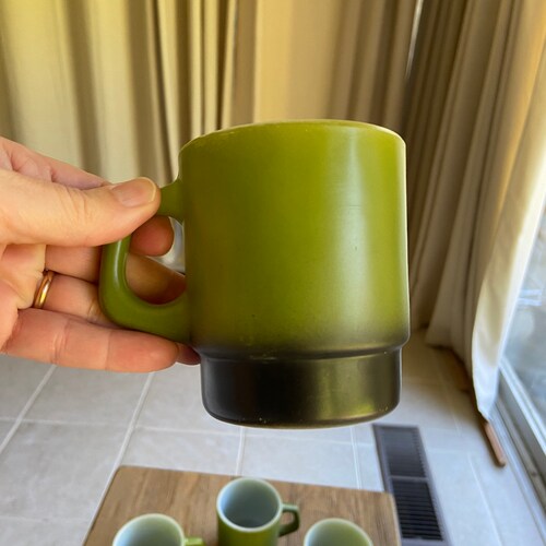 Vintage avocado green and black shops Fire King mugs (4)
