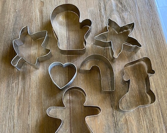 Metal cookie cutters