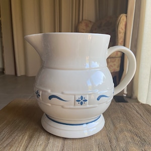 Lovely Vintage Longaberger Pottery Woven Traditions 32 Oz. Pitcher Woven  Traditions Heritage Blue by LONGABERGER Pottery 