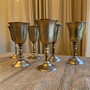Vintage silver plated cordial glasses (6)