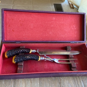 Vintage Royal Brand carving set
