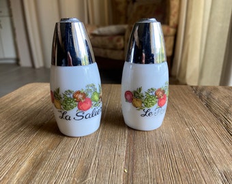 Vintage salt and pepper milk glass shakers