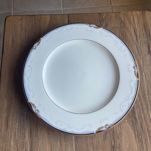 Vintage Noritake Sunswept dinner plate