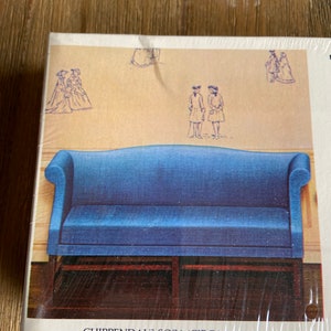 Vintage X Acto The House of Miniatures Chippendale sofa #40015 ( sealed )
