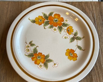 Vintage Hallkraft Mikasa Splendrous poppy dinner plate