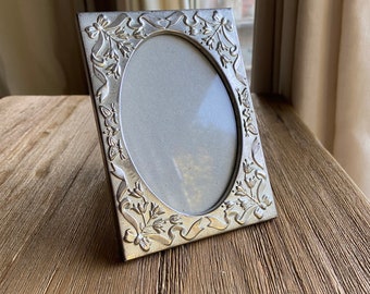 Vintage metal picture frame