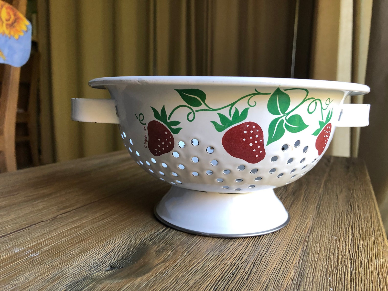 Vintage White Enamel With Strawberries Colander Etsy UK