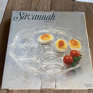 Vintage Savannah egg plate