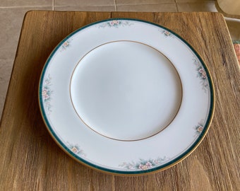 Vintage Noritake Landon dinner plate