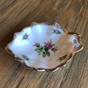 Vintage cherry china leaf shaped bowl